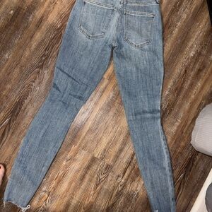 Lucky Brand Women's Skinny Jeans in Light Wash Blue